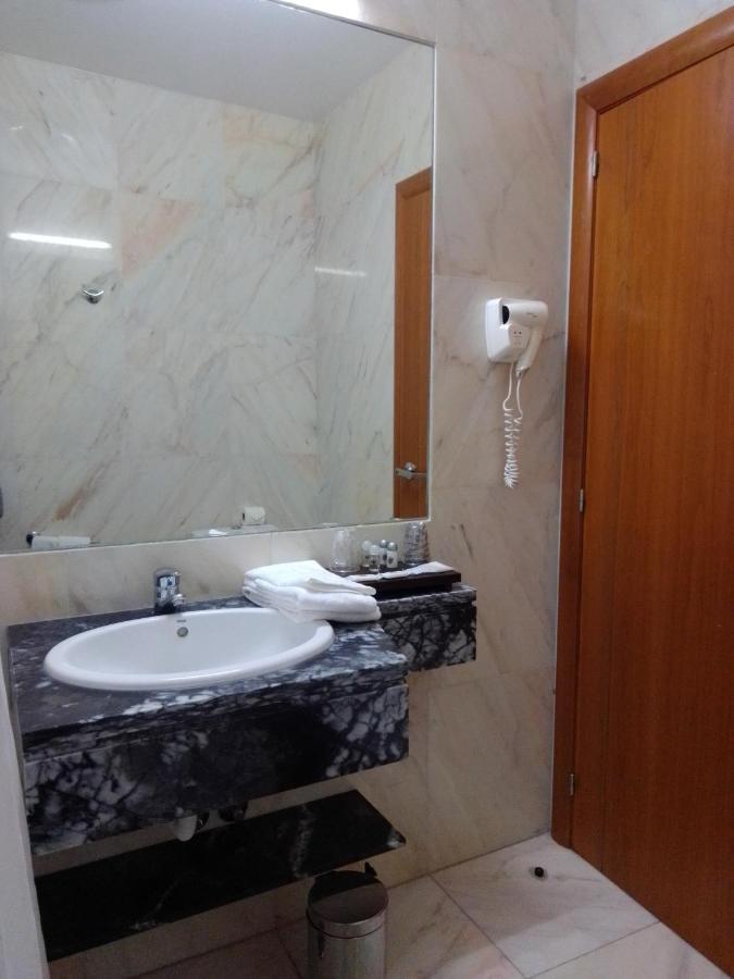 Hotel Acez เวนดัชนอวัช ภายนอก รูปภาพ