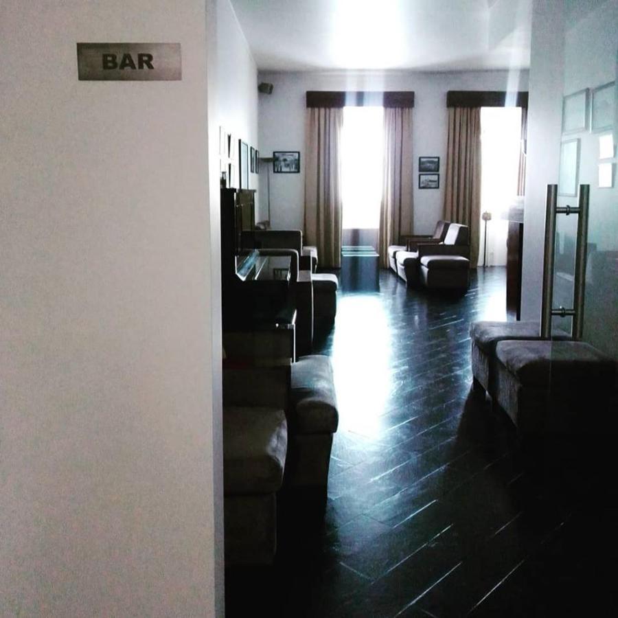 Hotel Acez เวนดัชนอวัช ภายนอก รูปภาพ